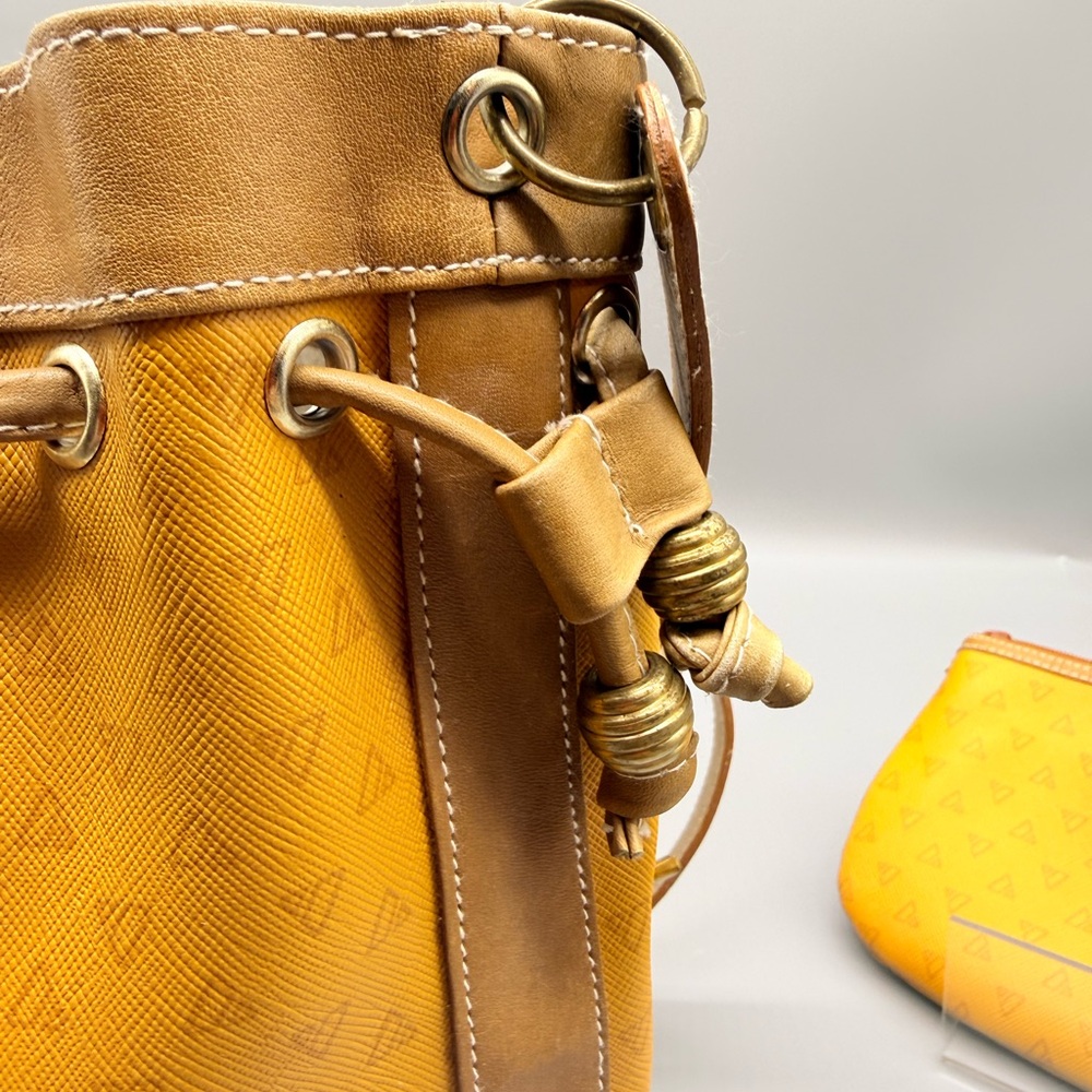 Vintage 1985 Liz Claiborne Drawstring Bucket Shoulder Bag Mustard/Yellow w/make - Picture 12 of 15